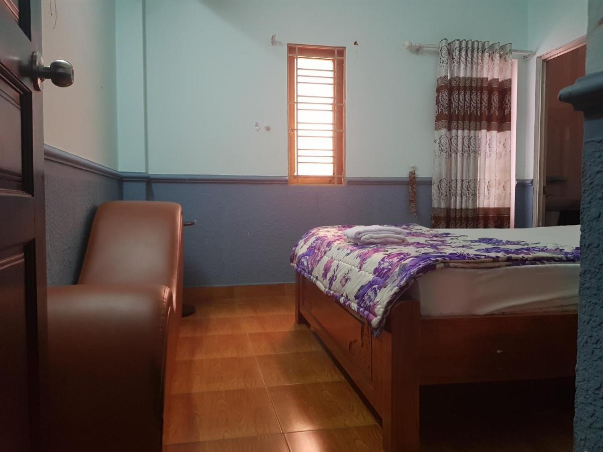 Van Thanh Dat Hotel Хошимин Экстерьер фото