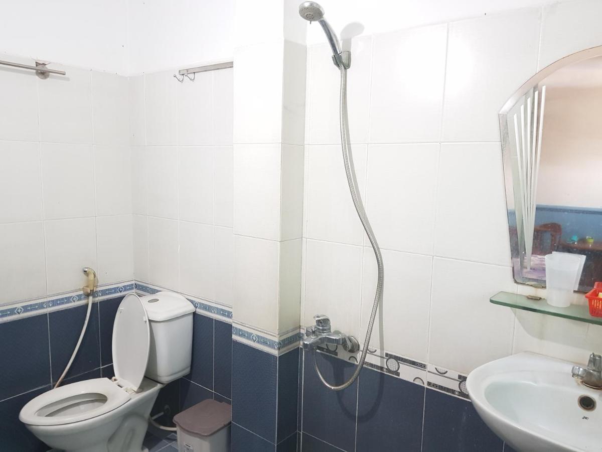 Van Thanh Dat Hotel Хошимин Экстерьер фото